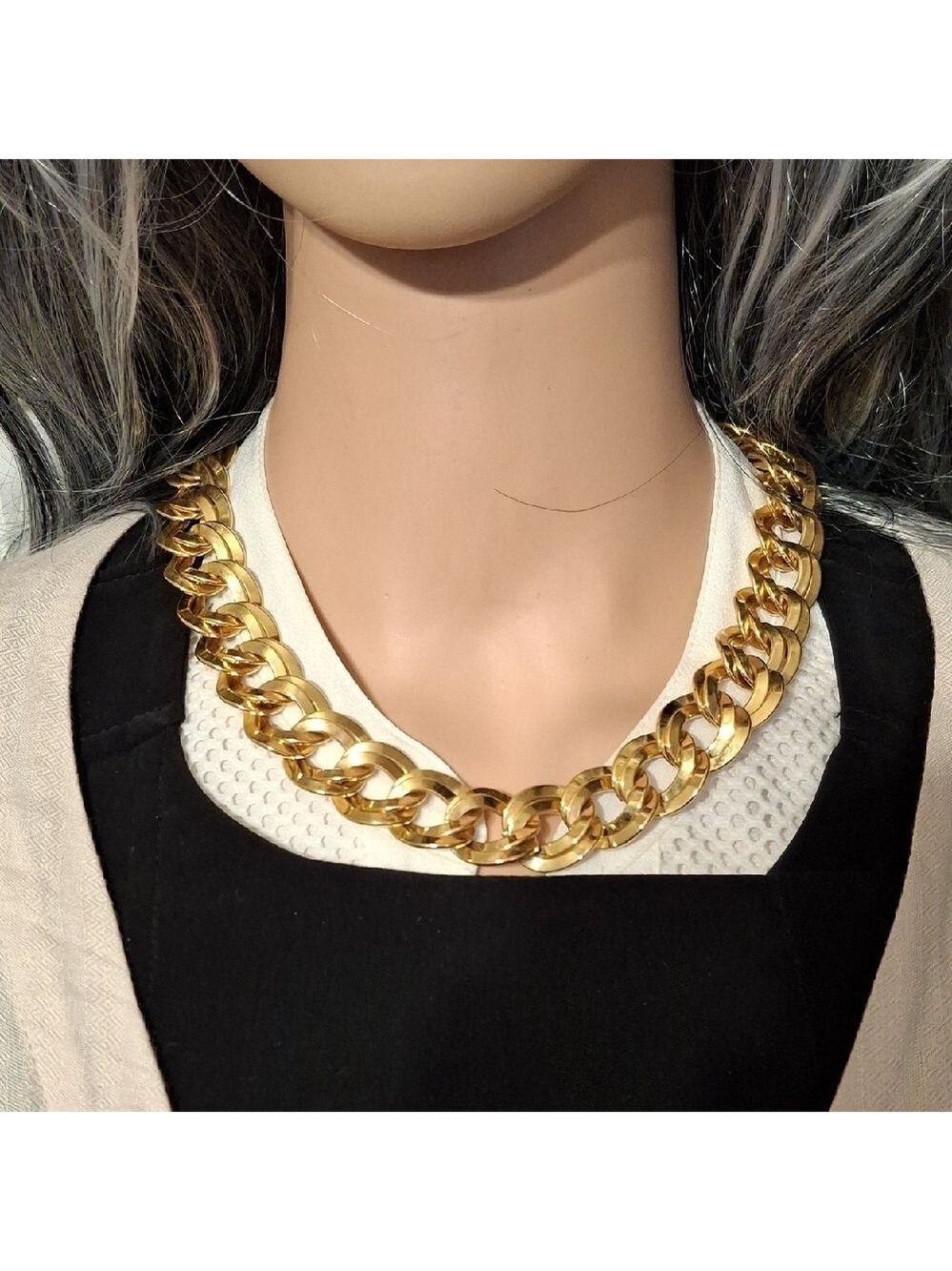 Gold Double Curblink 80s Vintage Chain Necklace 16" To 20" No Patina Or Tarnish
